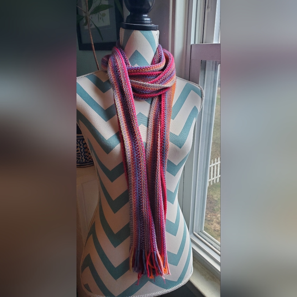 Multicolor woven scarf